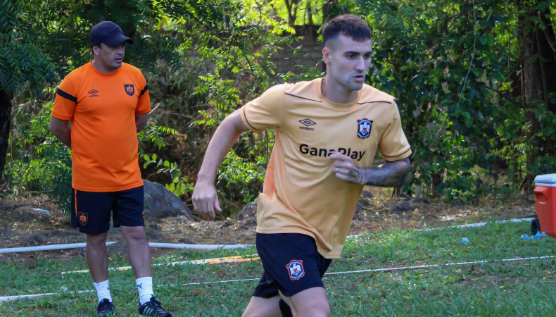 Águila y Metapán se enfrentan en la novena fecha en el que perdedor acumulará más dudas en su proyecto futbolístico.