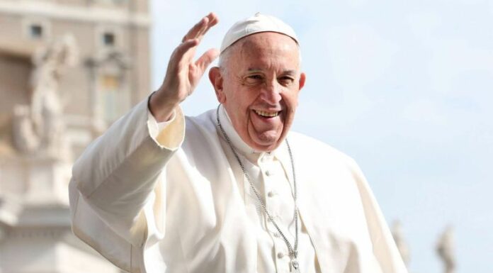 De acuerdo con el Vaticano, se necesitarán entre 24 y 48 horas para evaluar la condición clínica del papa Francisco tras la crisis respiratoria ocurrida el viernes.