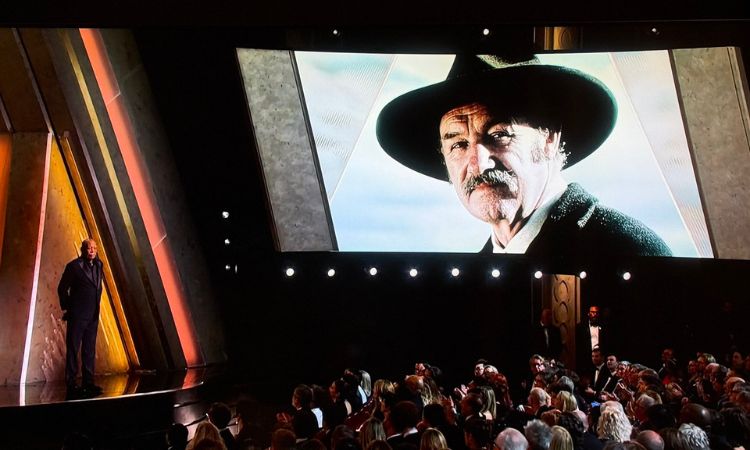En la gala de los Premios Oscar hubo momentos emotivos, sobre todo cuando se recordó a las figuras de la industria ya fallecidas, pero hubo olvidos.