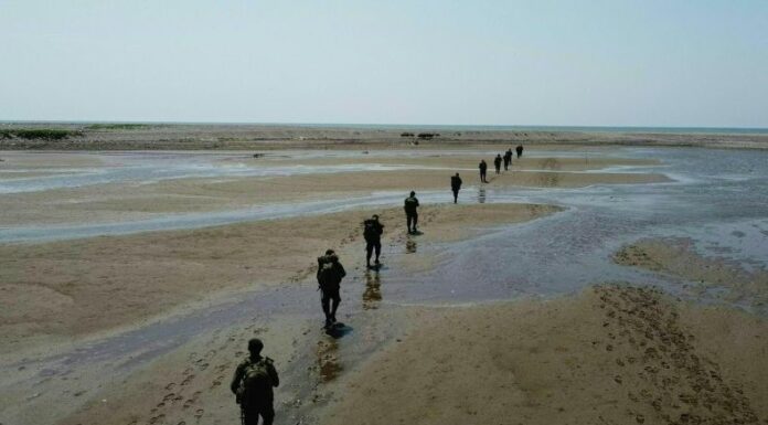 A diario, militares de Guatemala recorren diferentes puntos en la frontera que ese país comparte con México en un plan por disuadir a narcos.