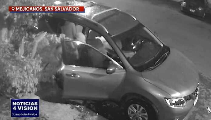 Habitantes de la colonia El Bambú en Mejicanos denuncian que en los últimos días se han registrado hurtos en vehículos.