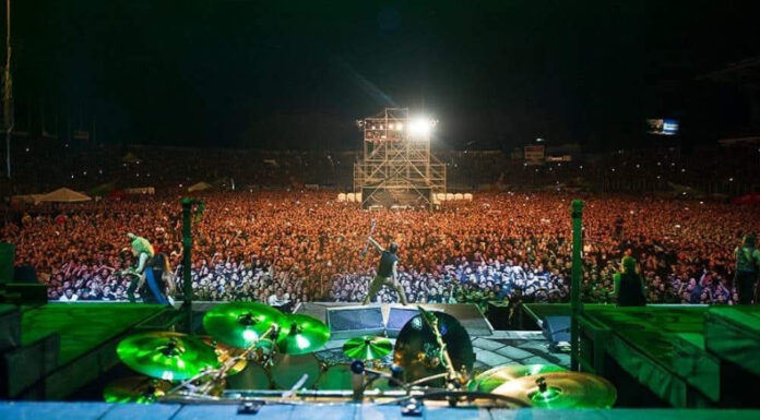 Iron Maiden se presentó ante unas 25 mil personas en el “Mágico” González como parte de su gira “The Book of Souls World Tour”.