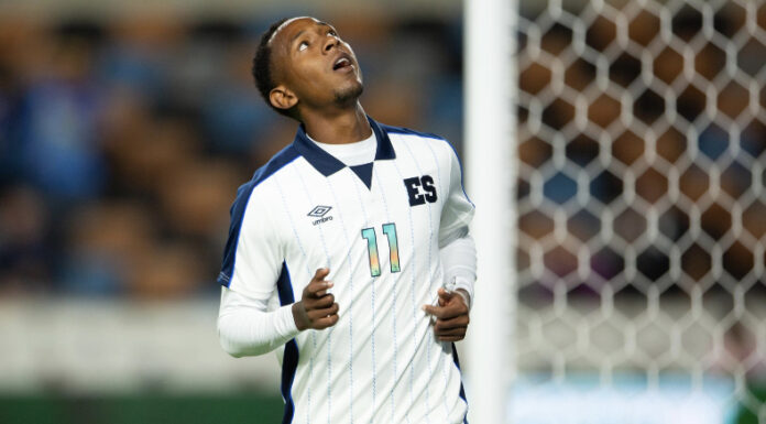 Brayan Gil aceptó la convocatoria del “Bolillo” Gómez, pero no podrá disputar los encuentros por una lesión.