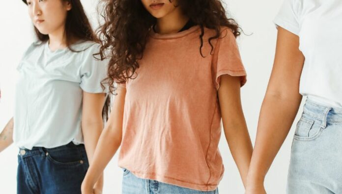 Los derechos de las mujeres retroceden en uno de cada cuatro países, alerta la ONU La polarización política, las nuevas tecnologías, los conflictos o la emergencia climática amenazan los derechos de las mujeres.