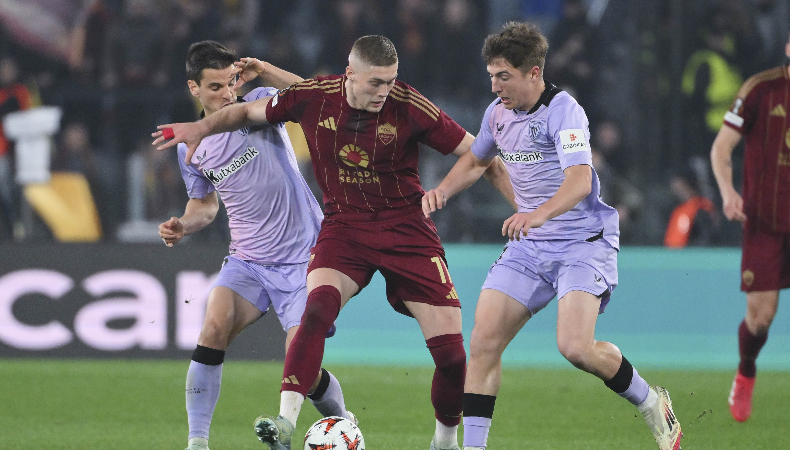Roma derrotó en la última jugada del partido al Athletic Club en el partido de ida de los octavos de final de la Europa League.