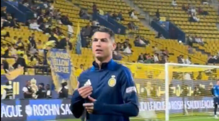 Cristiano Ronaldo se encontró con un doble previo al encuentro ante el Al Shabab de la de la Saudi Professional League de Arabia Saudita.