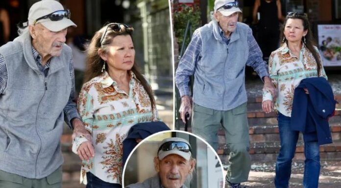 La esposa de Hackman habría fallecido antes y el actor se quedó conviviendo con el cadáver hasta que también murió