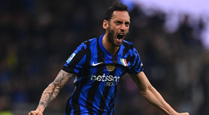 Inter de Milán remontó dos goles para quedarse con la victoria ante el Monza y se mantiene en la cima del campeonato italiano.