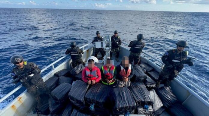 El presidente Nayib Bukele brindó detalles de la nueva incautación de droga ejecutada por la Marina Nacional en el Estero de Jaltepeque.