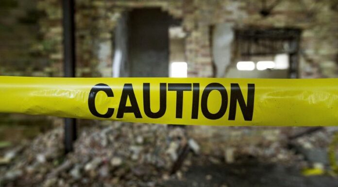 Las autoridades policiales informaron que la mujer fue lesionada con arma blanca por su yerno en Santa Ana Centro.