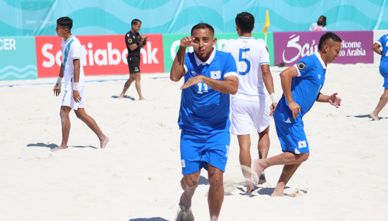 La Selecta playera goleó a Guatemala en el segundo partido de la fase de grupos y se clasificó para las semifinales del Premundial.