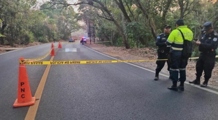 Esta mañana, una mujer de la tercera edad perdió la vida tras ser atropellada por un vehículo particular en Ahuachapán.