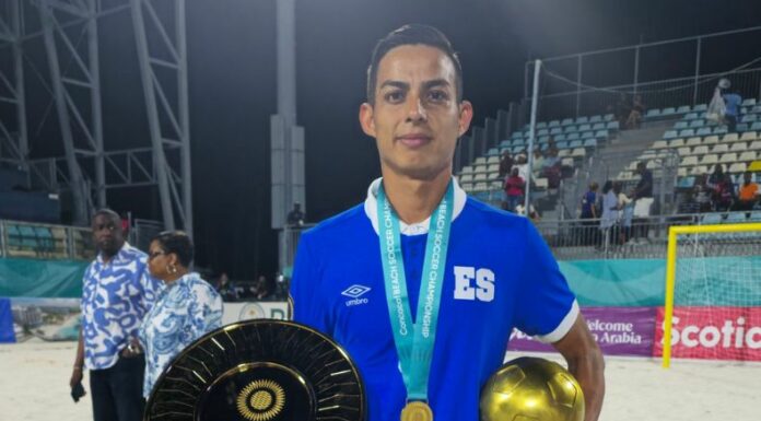 En su primer Premundial con los “guerreros de playa”, anotó seis goles para El Salvador aportando su cuota goleadora para el título de CONCACAF y clasificación a Seychelles 2025.