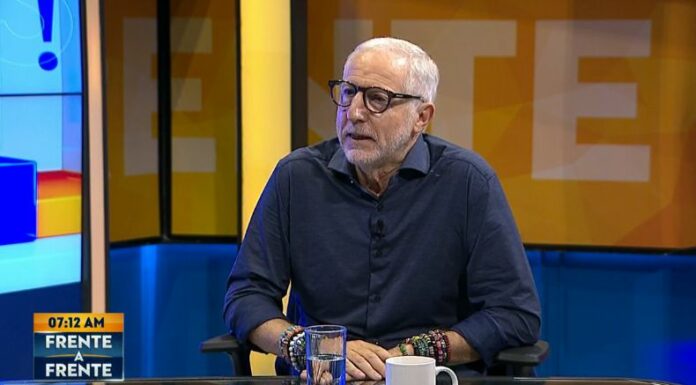 El pasado 15 de marzo, el presidente Nayib Bukele anunció el programa de becas para los estudiantes de bachillerato del sector público para que continúen su formación académica superior.