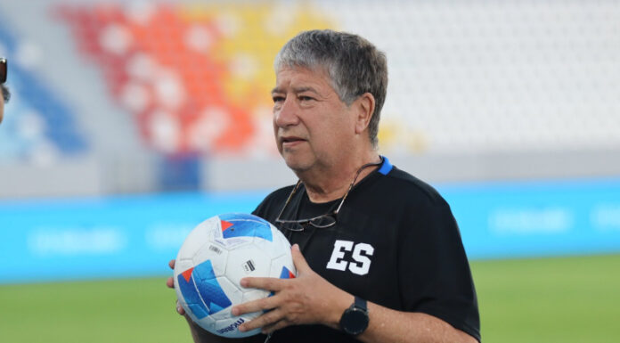 El “Bolillo” Gómez aseguró que tras los dos amistosos de la Selecta el grupo de jugadores han mejorado mucho su estado físico.