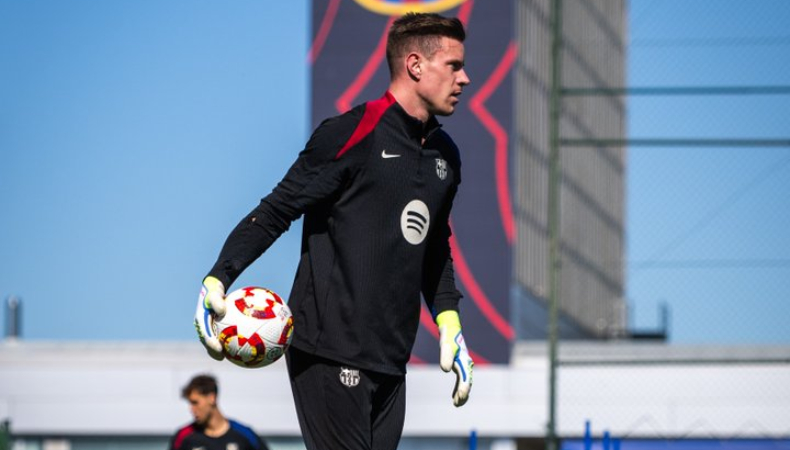 FC Barcelona abrió un expediente disciplinario al portero alemán Ter Stegen al negarse a firmar el parte médico del club.