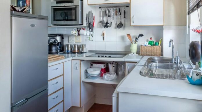 Es importante que en el hogar se realice una buena inspección en lavadoras o aires acondicionados, ya que allí se pueden formar criaderos de zancudos.