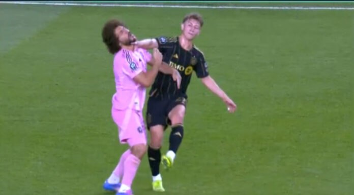 Mascherano criticó duramente al árbitro tras la polémica jugada de Nathan Ordaz ante el defensor del Inter Miami.