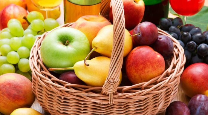 Especialistas destacaron la importancia de consumir frutas con moderación, especialmente en personas con diabetes o niveles altos de triglicéridos.