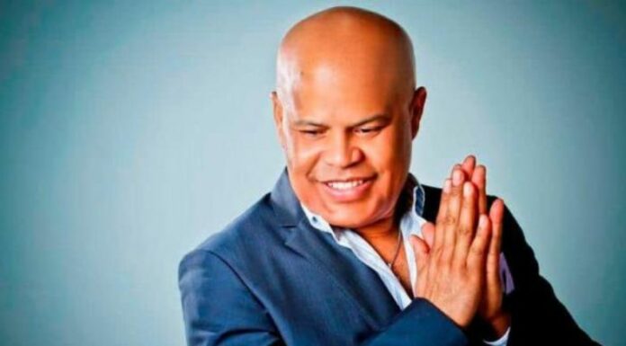 El cantante perdió la vida tras el colapso del techo de la discoteca Jet Set, en Santo Domingo. Su fallecimiento fue confirmado esta tarde por medios locales.