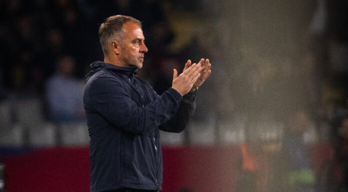 Hansi Flick aseguró tras golear al Dortmund que el equipo catalán lleva trabajando “muy duro” durante toda la temporada.