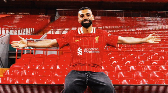 Mohamed Salah puso fin a las especulaciones de una posible salida y renovó dos temporadas más con el Liverpool.