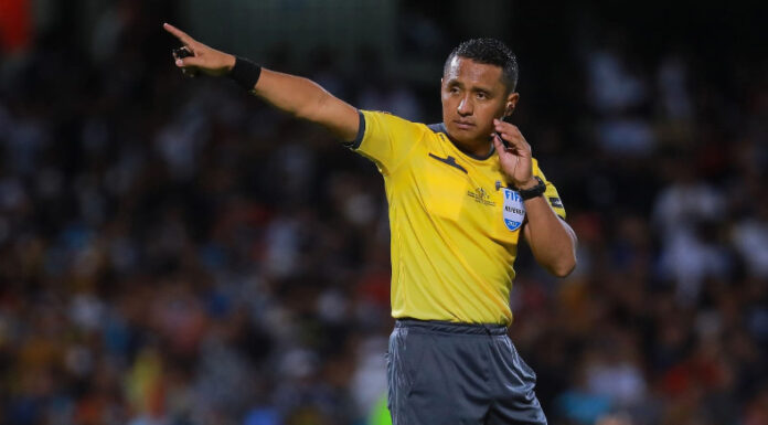 Iván Barton fue seleccionado como árbitro central para el Mundial de Clubes de la FIFA a disputarse en junio en Estados Unidos.