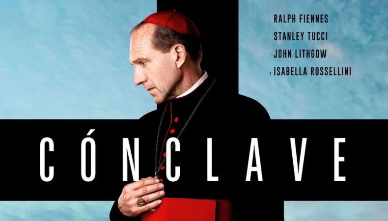 ónclave, galardonada recientemente en los Premios Óscar 2025, se suma a una serie de producciones que exploran los desafíos, viajes y transformaciones del papado en el siglo XXI.