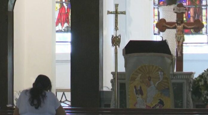 Consternación, gratitud y esperanza marcan el sentir de la comunidad católica en El Salvador tras la sorpresiva muerte del Papa Francisco.