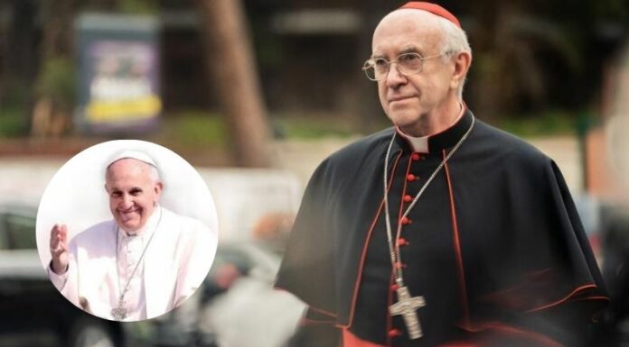 Jonathan Pryce compartió que fue una experiencia profunda que trascendió la actuación y le permitió reconectar con su dimensión espiritual.