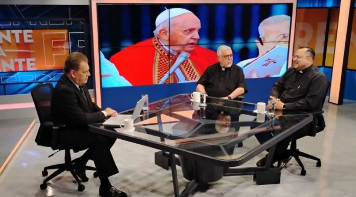 El Papa Francisco eligió a 110 Cardenales de 138 que hay en total. Ellos, como parte del Colegio Cardenalicio, elegirán al nuevo Pontífice.