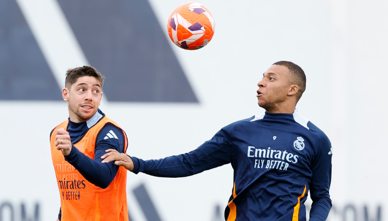 Mbappé volvió a los entrenamientos con el Real Madrid Kylian Mbappé se lesionó en el partido de vuelta de los cuartos de final de la Champions League ante el Arsenal.