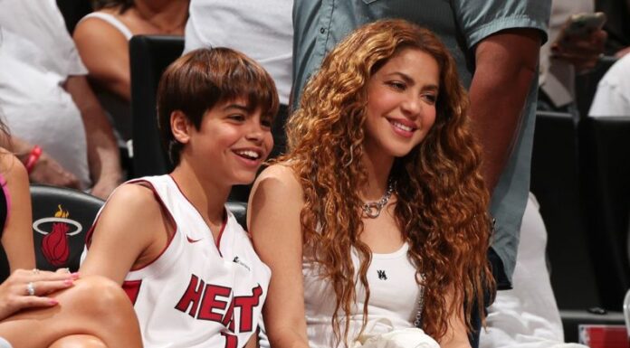 La cantante colombiana fue vista en el Kaseya Center de Miami disfrutando con su hijo Milan del partido entre los Miami Heat y los Cavaliers, previo a retomar su gira mundial.