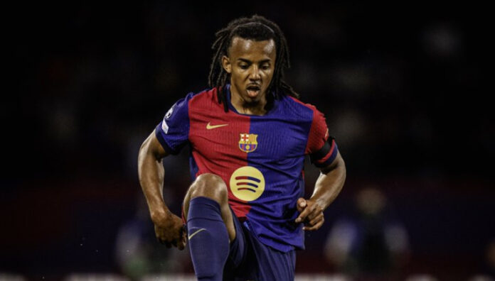 Koundé jugador del Barcelona El defensa francés, Jules Kounde reveló el objetivo principal que tiene el Barcelona en el inicio de la temporada 2025-26.
