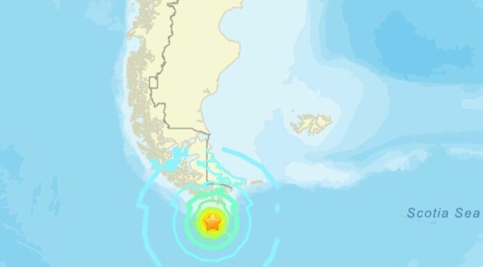 Un sismo magnitud 7.5 se registró en las últimas horas en la ciudad de Puerto Williams, Chile, según el Centro Sismológico Nacional (CSN).
