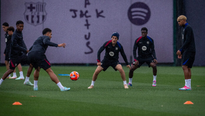 Barcelona por un paso más al título ante el Valladolid Barcelona visita este sábado al ya descendido Real Valladolid buscando dar un paso más rumbo al título liguero.