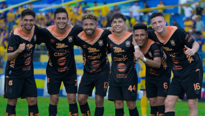 Club Deportivo Águila cerró como líder general de la competencia, FAS con sufrimiento clasificó a los cuartos de final como octavo lugar.