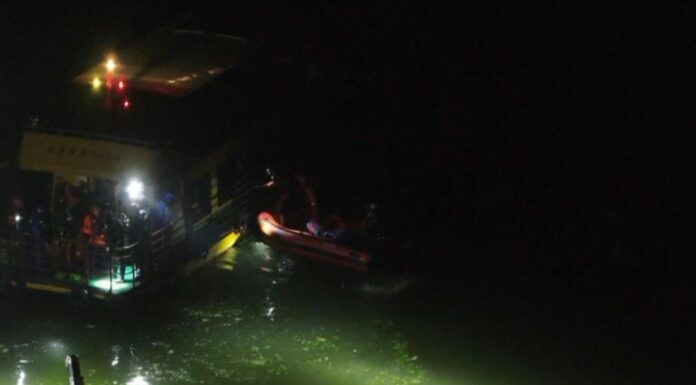 El presidente de China, Xi Jinping, pidió “esfuerzos totales” en las tareas de búsqueda y rescate de los heridos.