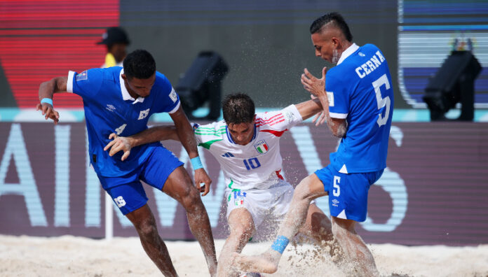 Selecta playera se despide del Mundial Seychelles con derrota La Selecta playera cayó en el último partido de la fase de grupos ante Italia y se despidió de la Copa del Mundo sin victorias.
