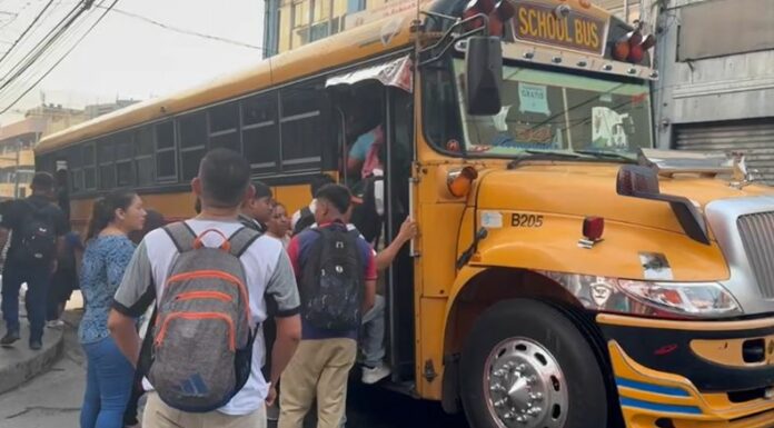Este es el segundo día de gratuidad en el transporte público, medida anunciada por el presidente Nayib Bukele.
