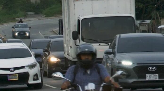 Estrés y distanciamiento temporal por tráfico: ¿Cómo enfrentarlo?