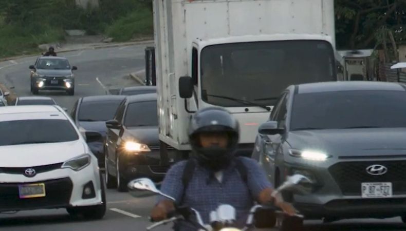 Estrés y distanciamiento temporal por tráfico: ¿Cómo enfrentarlo?