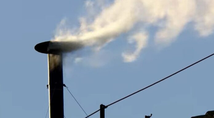 Tras dos días de deliberaciones en el cónclave, la Iglesia católica anunció hoy la elección del nuevo papa. ¡Habemus Papam!