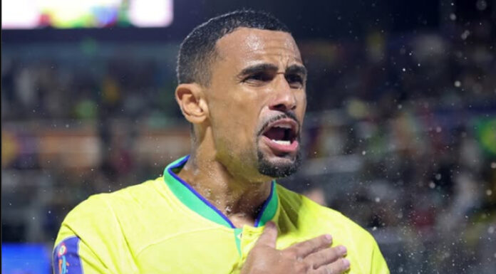 Brasil se clasificó a las semifinales tras golear a España, por su parte, Senegal se impuso en tiempo extra ante Italia.