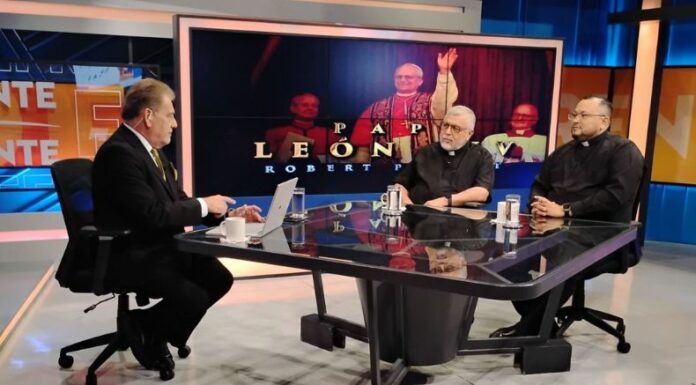 Monseñor Urrutia, canciller del Arzobispado de San Salvador, considera que el papa León XIV ayudará a guardar el equilibrio de la Iglesia.