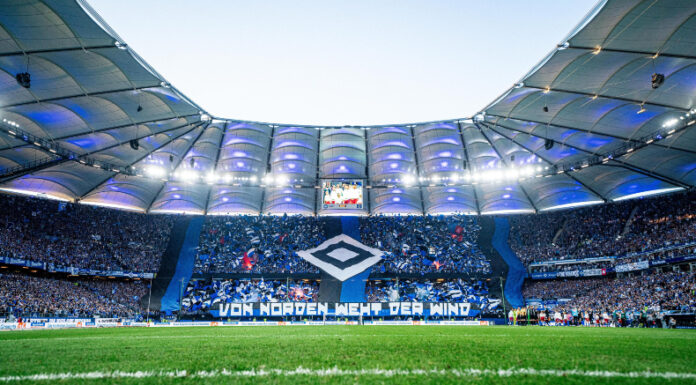 El Hamburgo logró el ascenso a la Bundesliga siete años después de bajar a la segunda división al golear al Ulm.