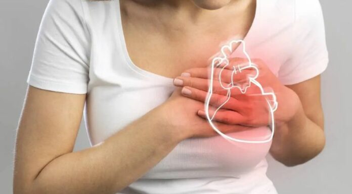 Es posible prevenir infartos antes de los 50 años con hábitos saludables como buena alimentación, ejercicio y buen manejo del estrés.