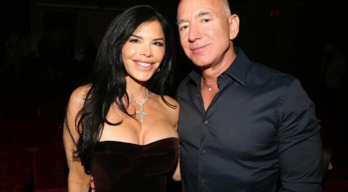 Celebridades vivieron una noche de lujo y amistad en el exclusivo restaurante Lafayette de París.