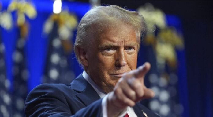 Trump acusa a varias celebridades, incluyendo a Beyoncé, de recibir pagos encubiertos por respaldar a Kamala Harris durante su campaña presidencial.