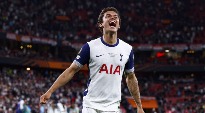 Tottenham derrotó al Manchester United en la final de la Europa League y logró su primer título oficial desde el 2008.
